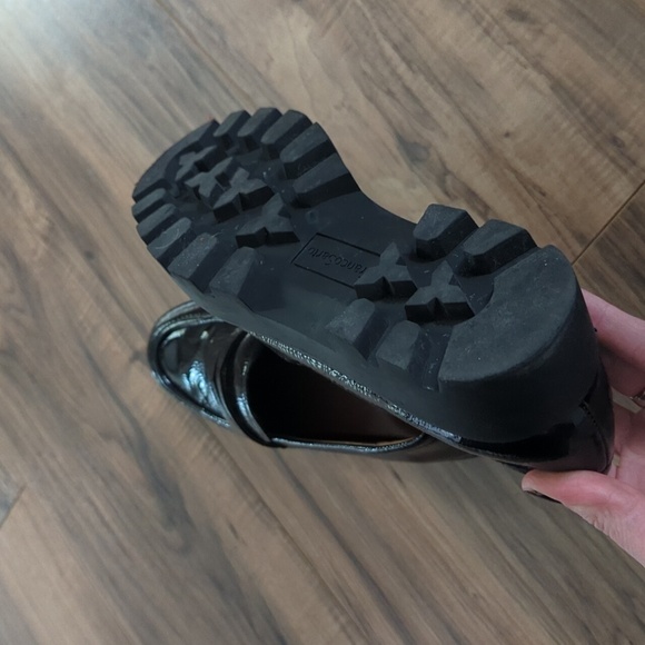 Franco Sarto black platform loafers size 7.5. Women's size 7.5 loafers. - Picture 4 of 5